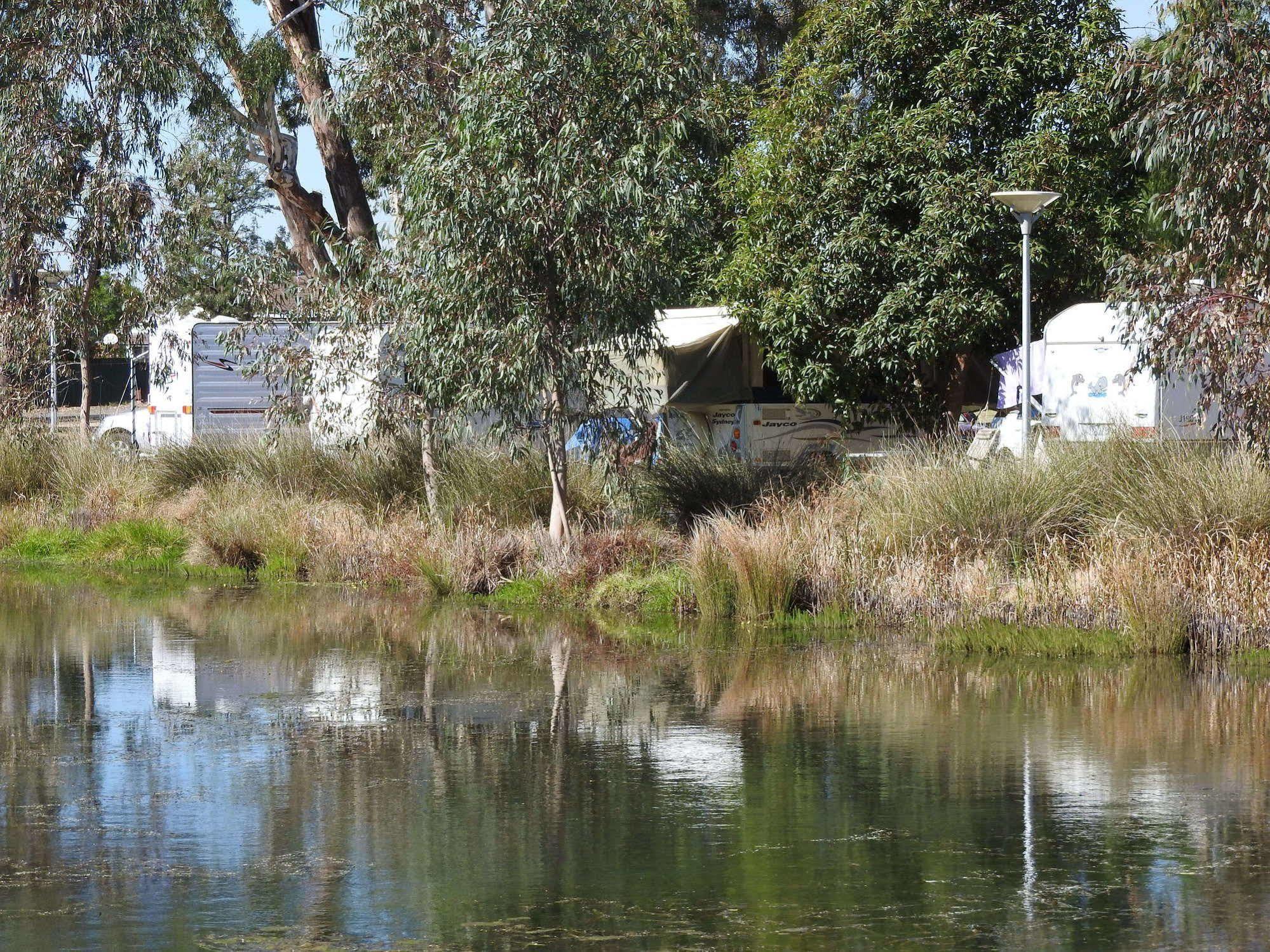 Victoria Lake Holiday Park Shepparton Zewnętrze zdjęcie